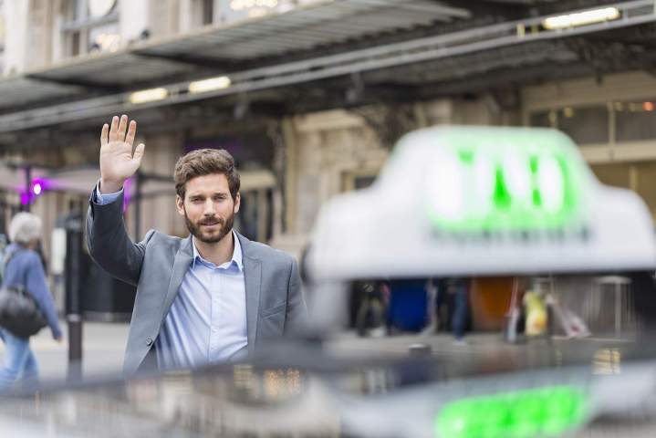 Transfert aéroport Saint-Just-en-Chaussée